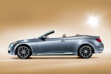 Infiniti