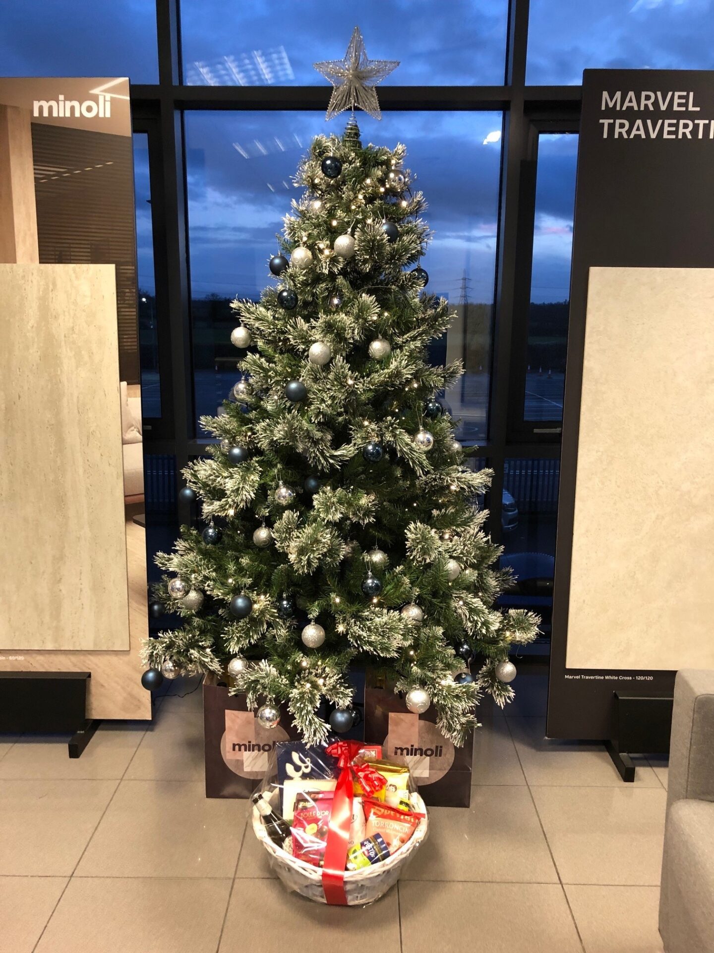 It’s beginning to feel a lot like Christmas at Minoli Minoli