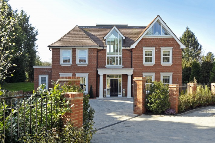 Minoli at Launch Of 2 Prestige Homes in Buckinghamshire | Minoli